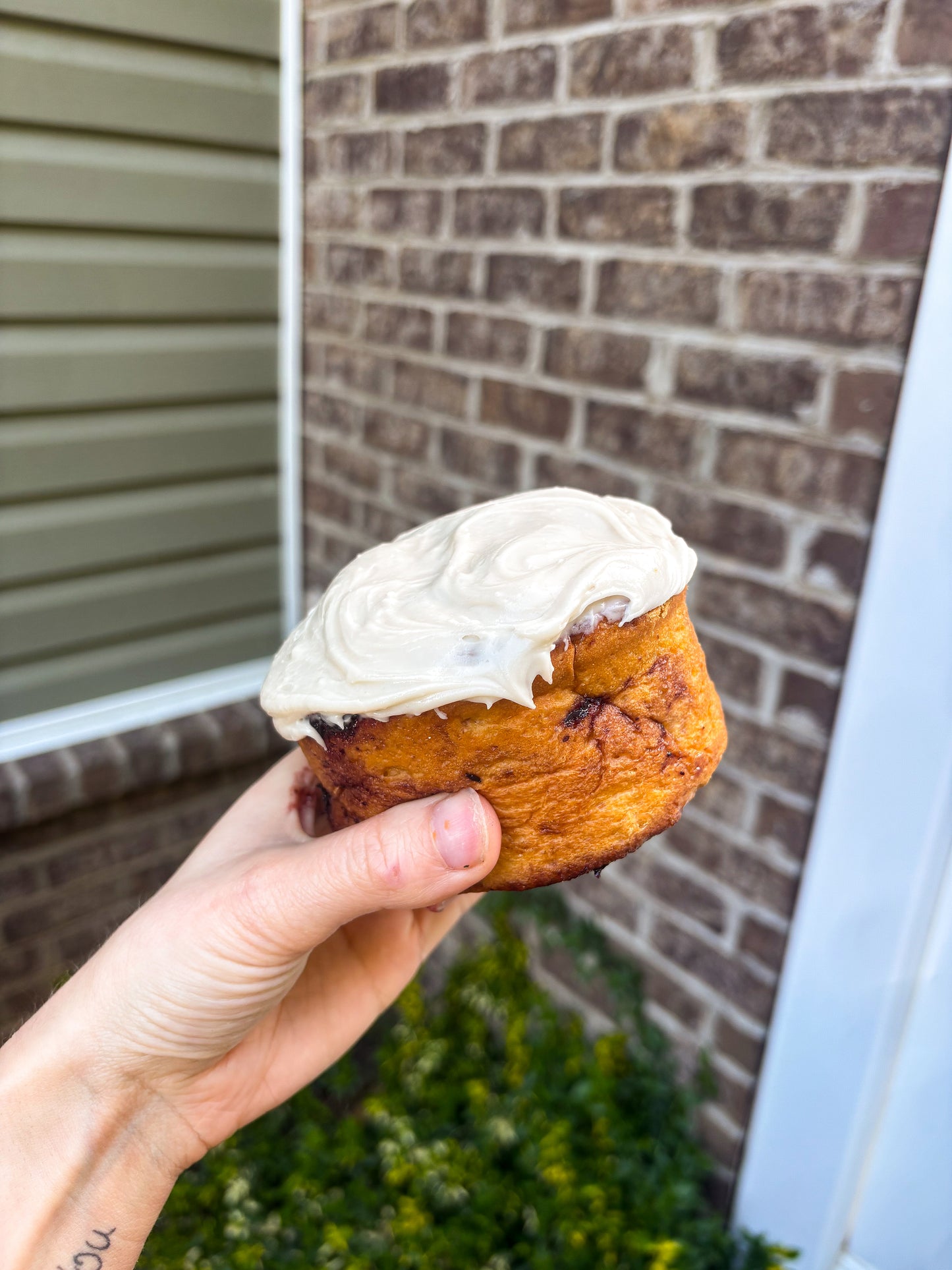 Lemon Blueberry Sweet Roll (Cinnamon Roll)
